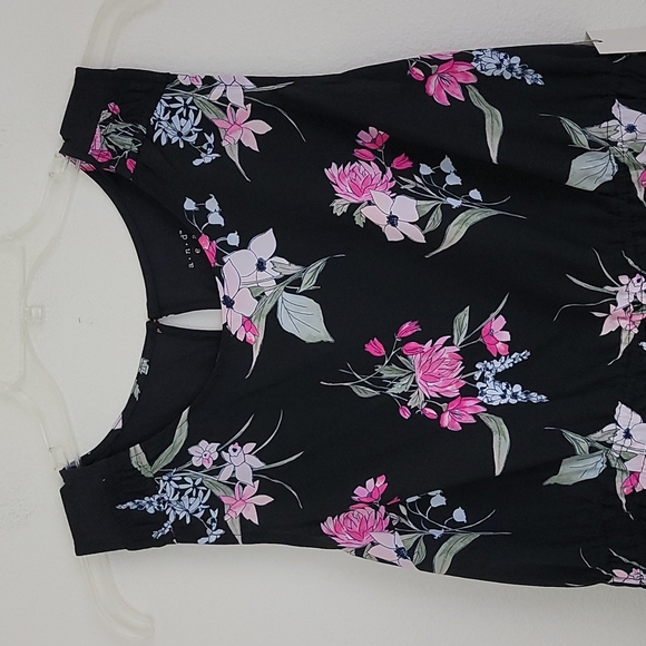 NWT And Eawy New Black Floral Sleeveless Top L - Picture 2 of 12